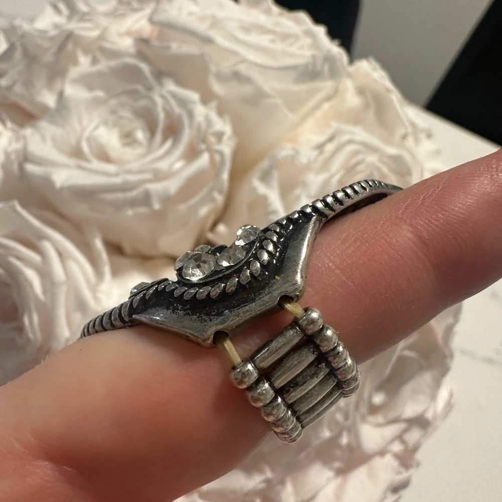 Fleur De Lis Shield Statement Ring - Silver Tone … - image 5